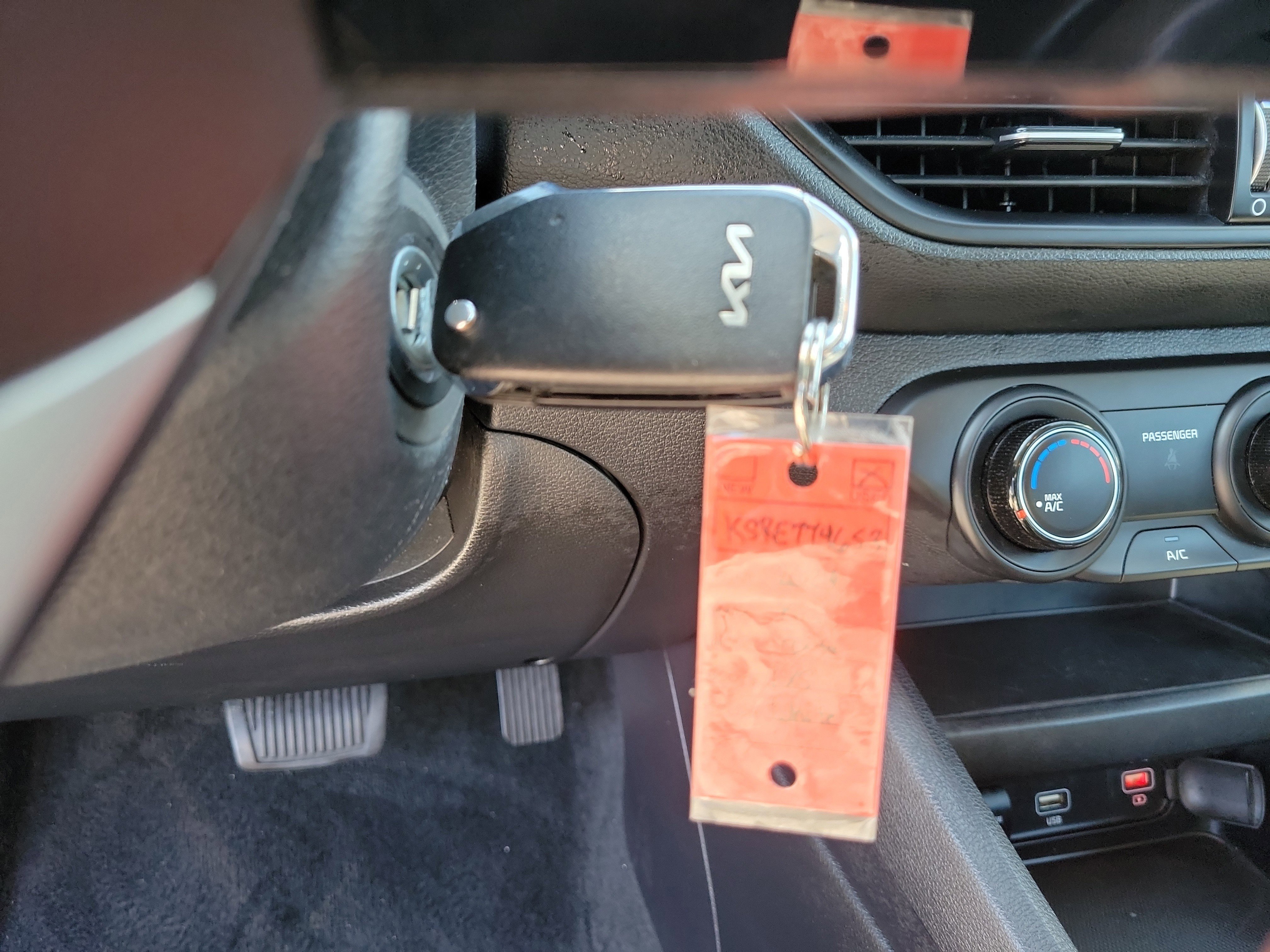 Used 2024 Kia Forte LXS image 29