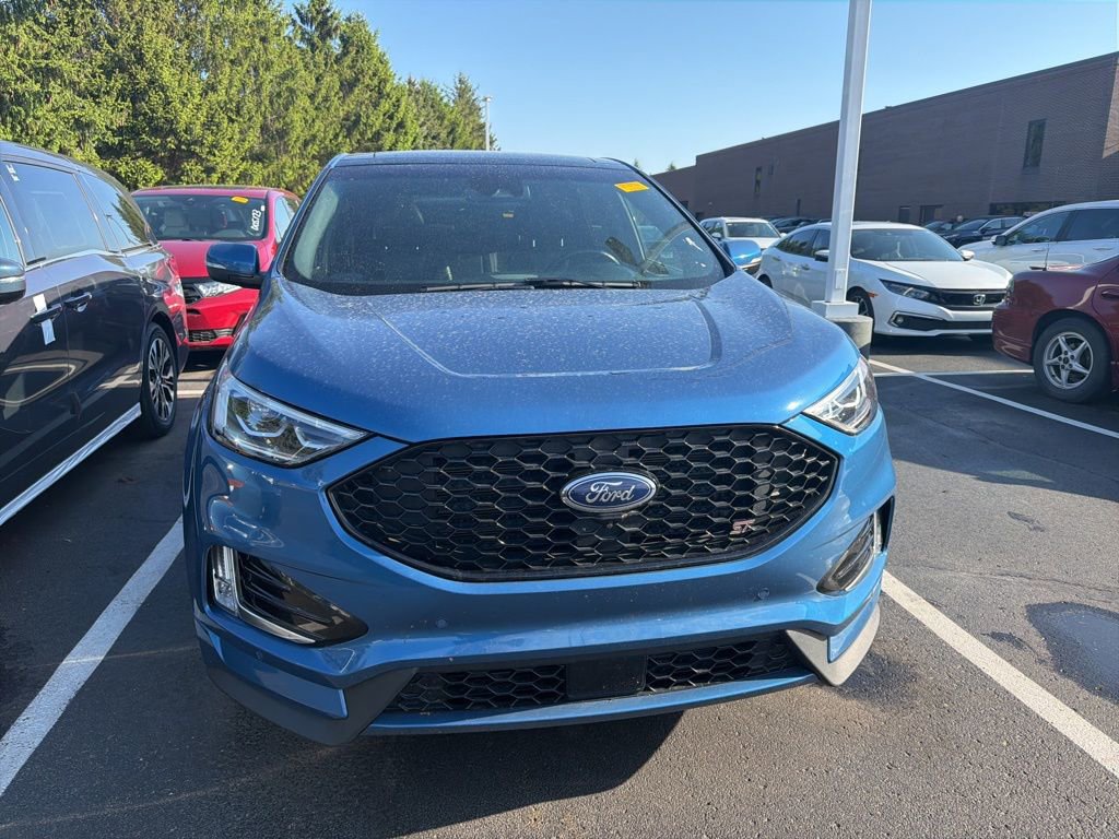 Used 2019 Ford Edge ST w/ Equipment Group 401A AWD/4WD image 5