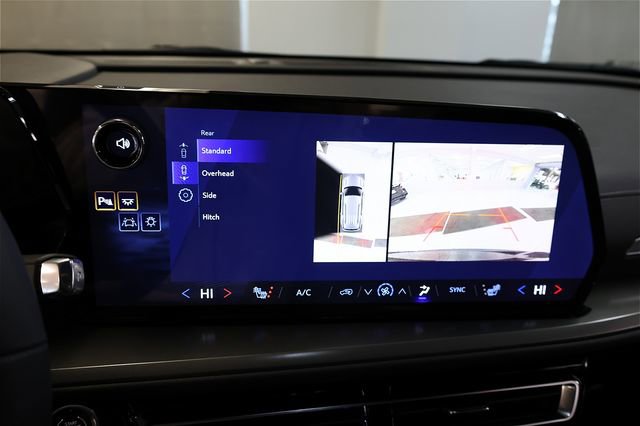 New 2026 Chevrolet Traverse LT w/ Midnight/Sport Edition image 23