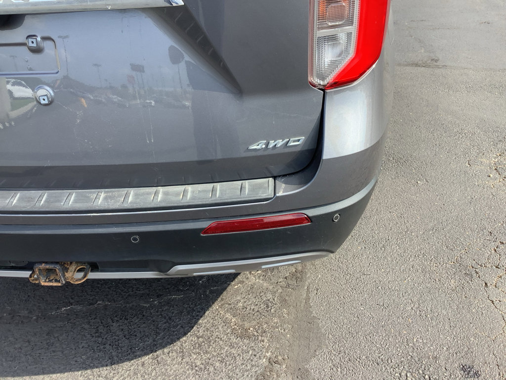 Used 2022 Ford Explorer XLT w/ Equipment Group 202A image 10