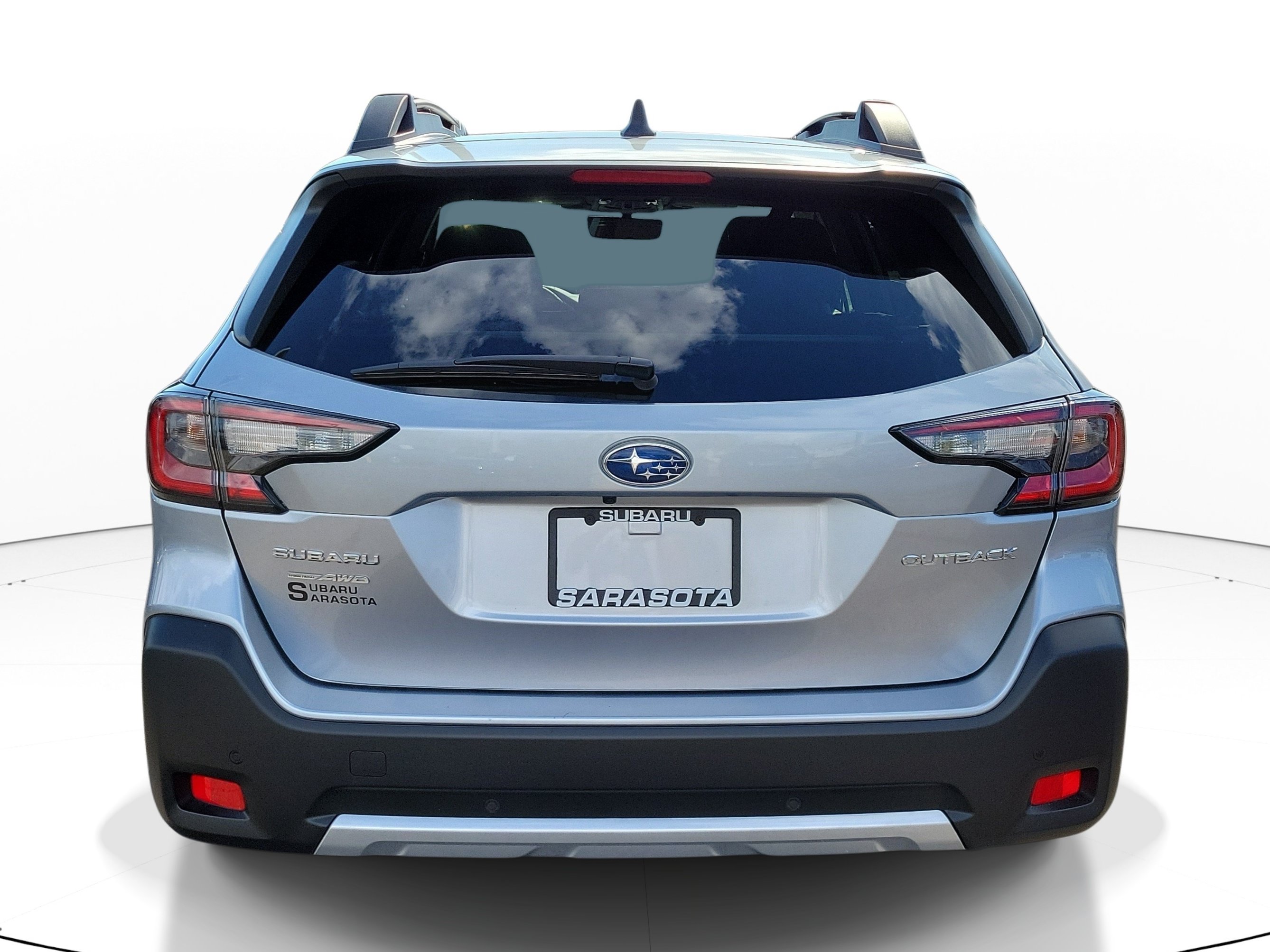 Certified 2025 Subaru Outback Limited AWD/4WD image 5