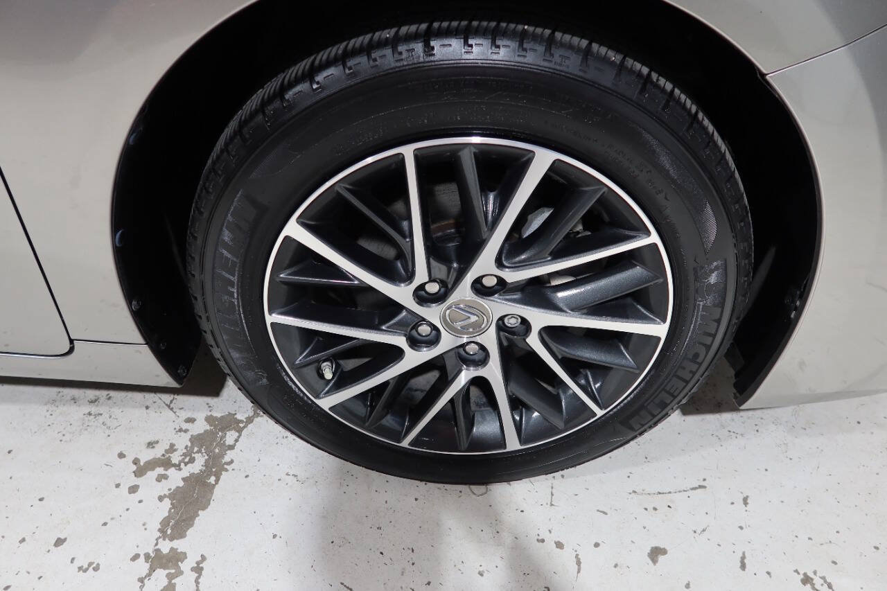Used 2018 Lexus ES 350 w/ Luxury Package w/Wood Trim FWD image 42