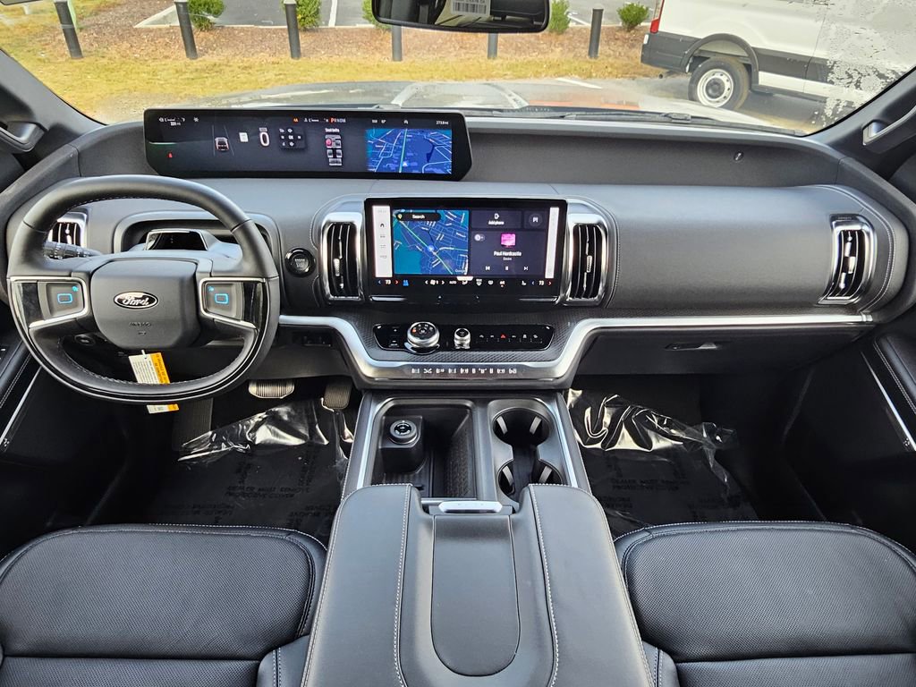 New 2025 Ford Expedition Max Platinum w/ Stealth Performance Package image 15