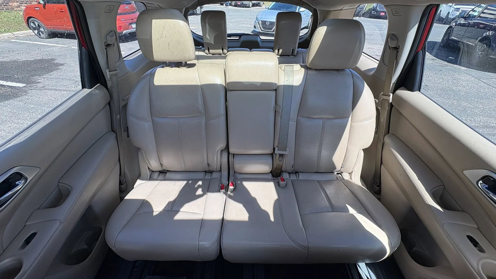 Used 2018 Nissan Pathfinder Platinum FWD image 31