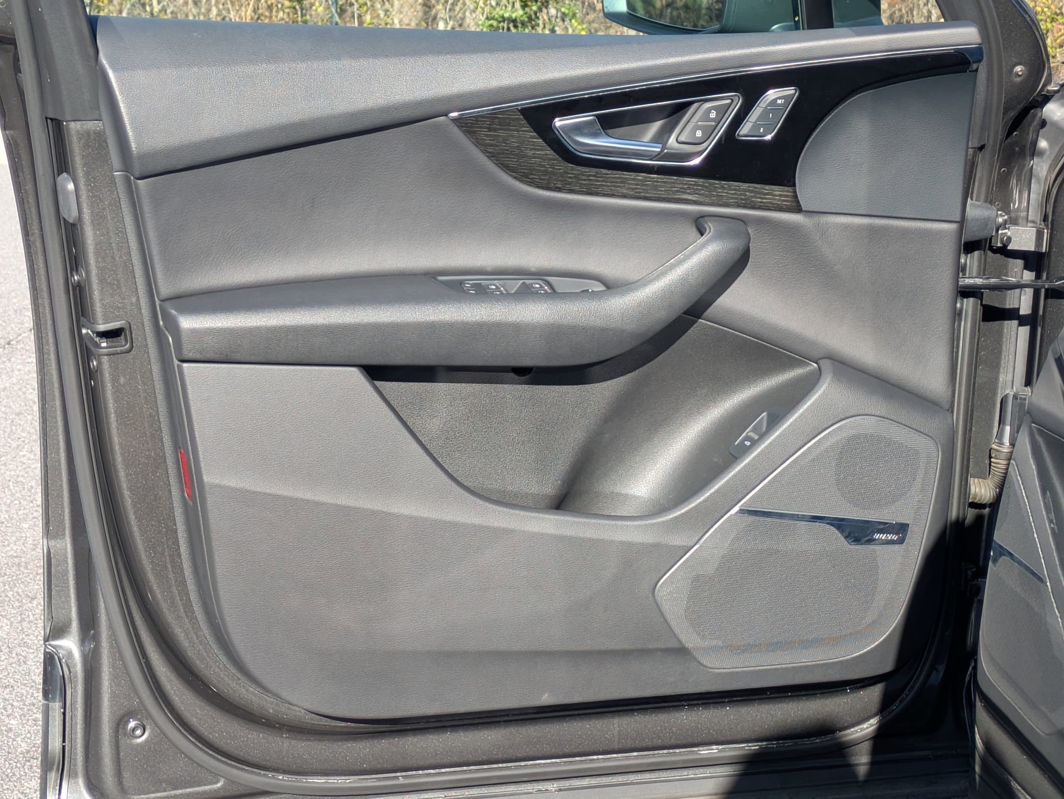 Used 2018 Audi Q7 3.0T Prestige w/ Prestige Package image 20