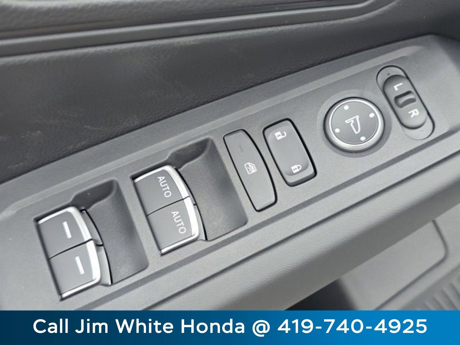 Certified 2025 Honda Accord LX image 22