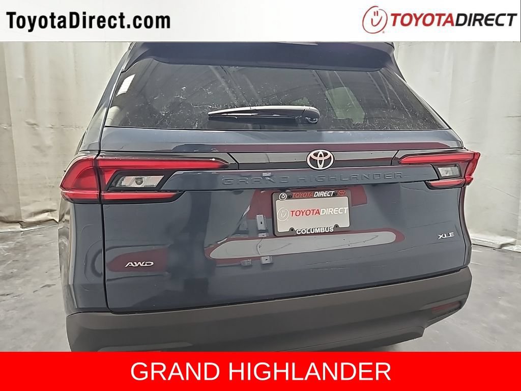 New 2026 Toyota Grand Highlander AWD image 6