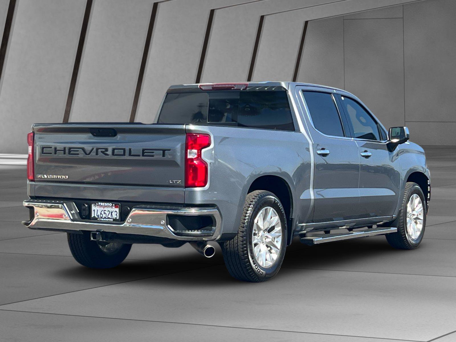 Used 2021 Chevrolet Silverado 1500 LTZ RWD image 4
