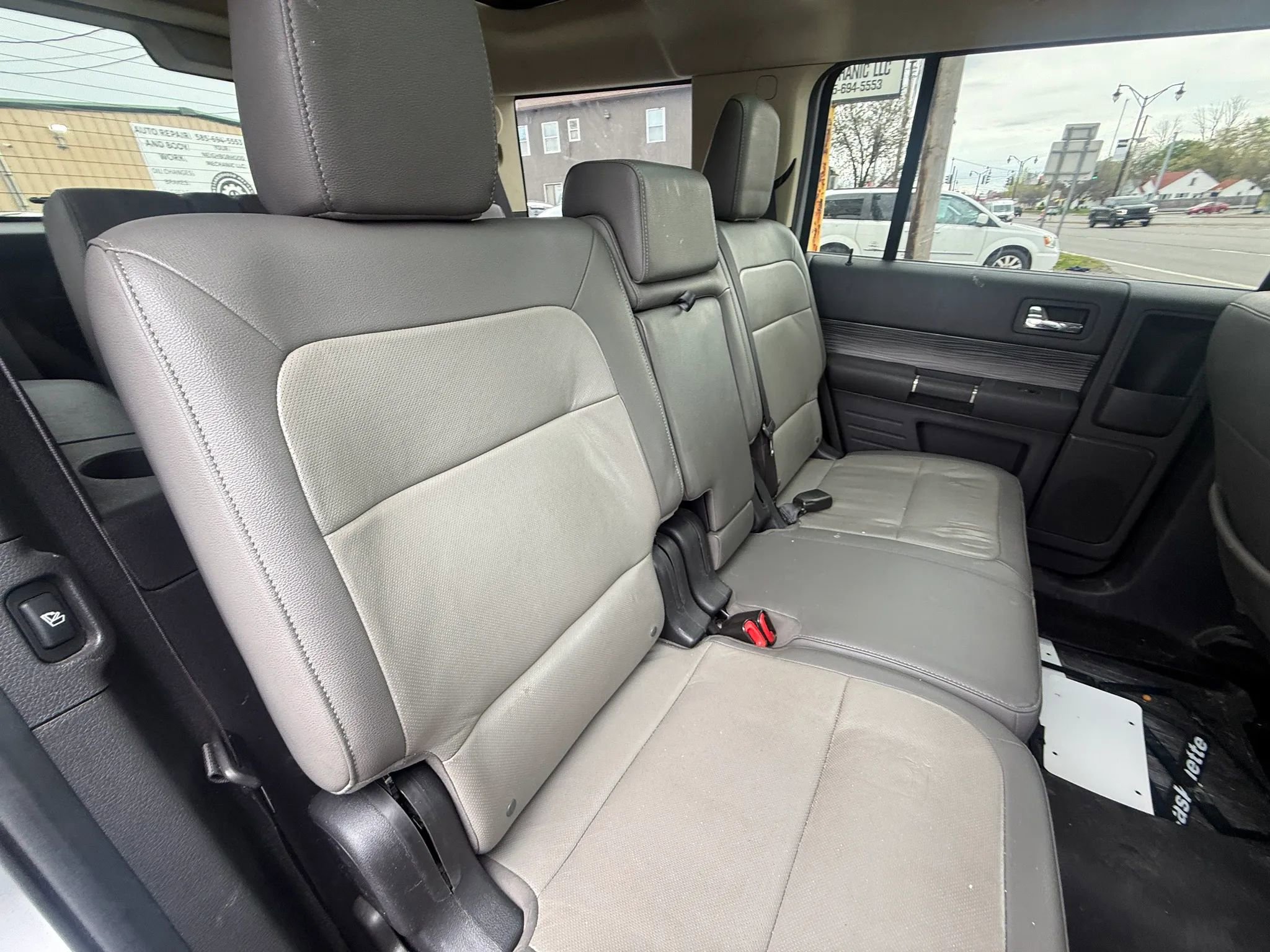 Used 2017 Ford Flex Limited w/ Limited Appearance Package AWD/4WD image 19