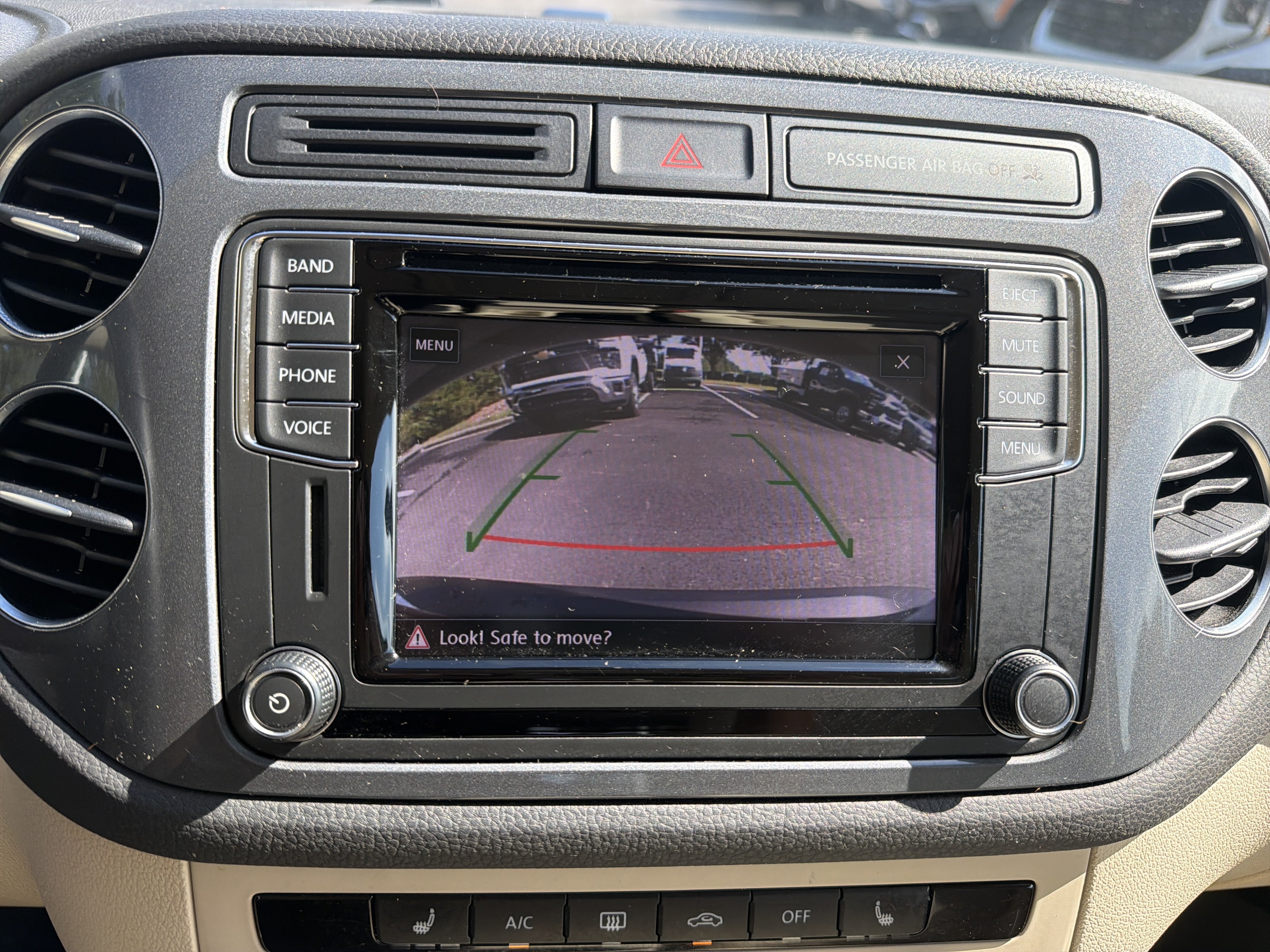 Used 2017 Volkswagen Tiguan S AWD/4WD image 25