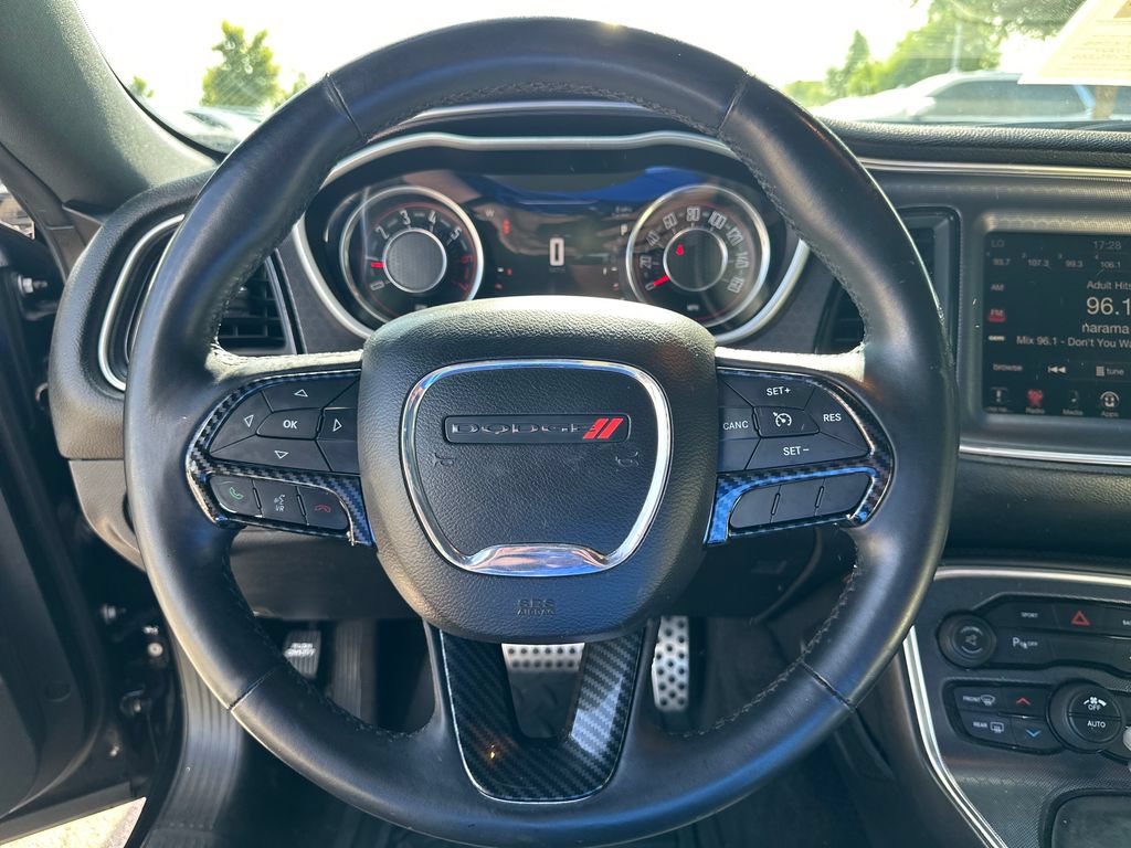 Used 2015 Dodge Challenger R/T Plus RWD image 20