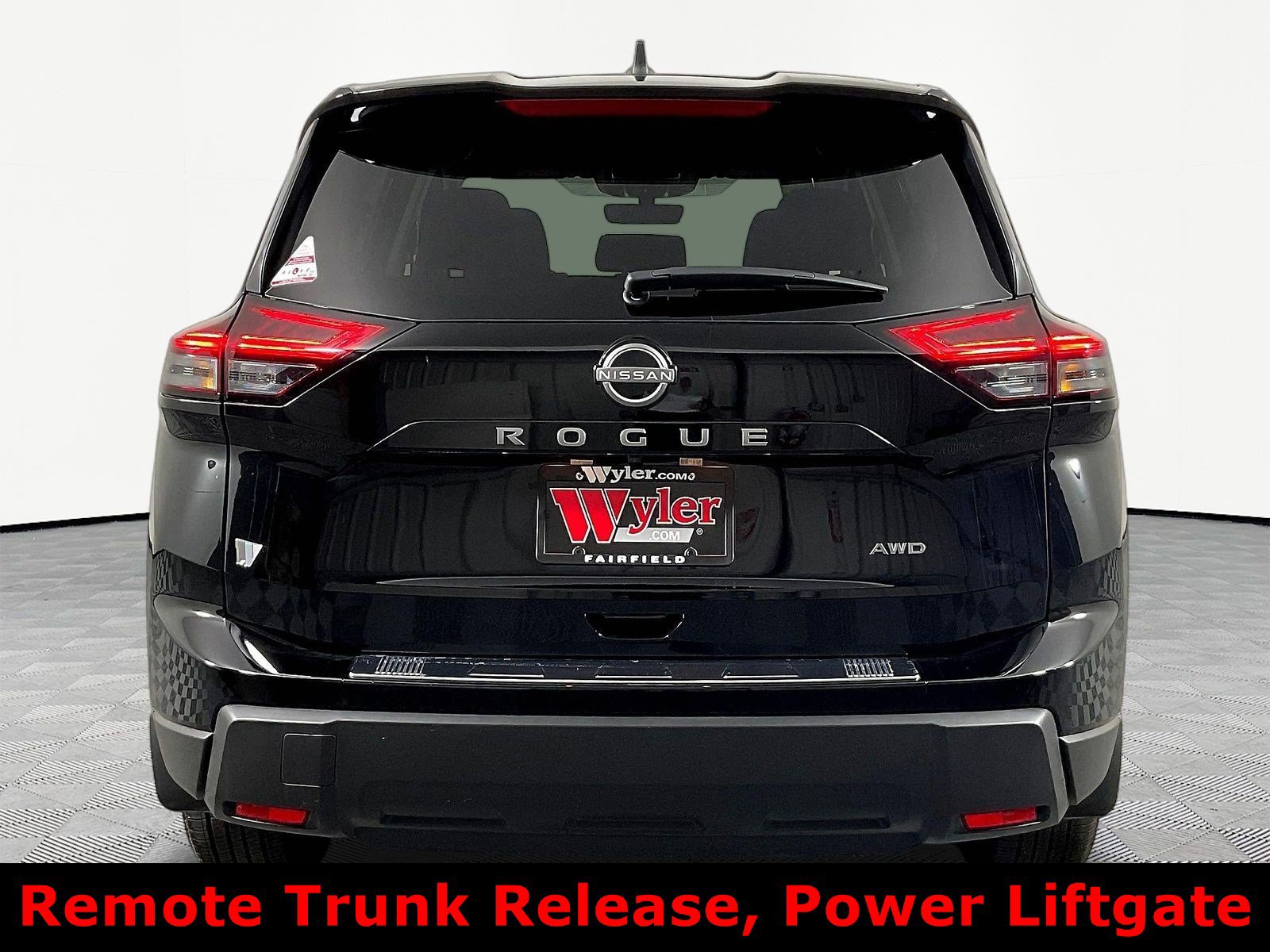 Used 2026 Nissan Rogue SV AWD/4WD image 5