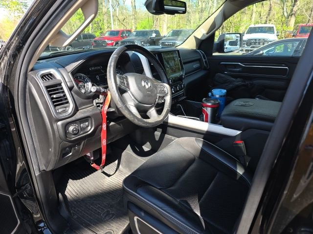 Used 2019 RAM 1500 Laramie AWD/4WD image 2