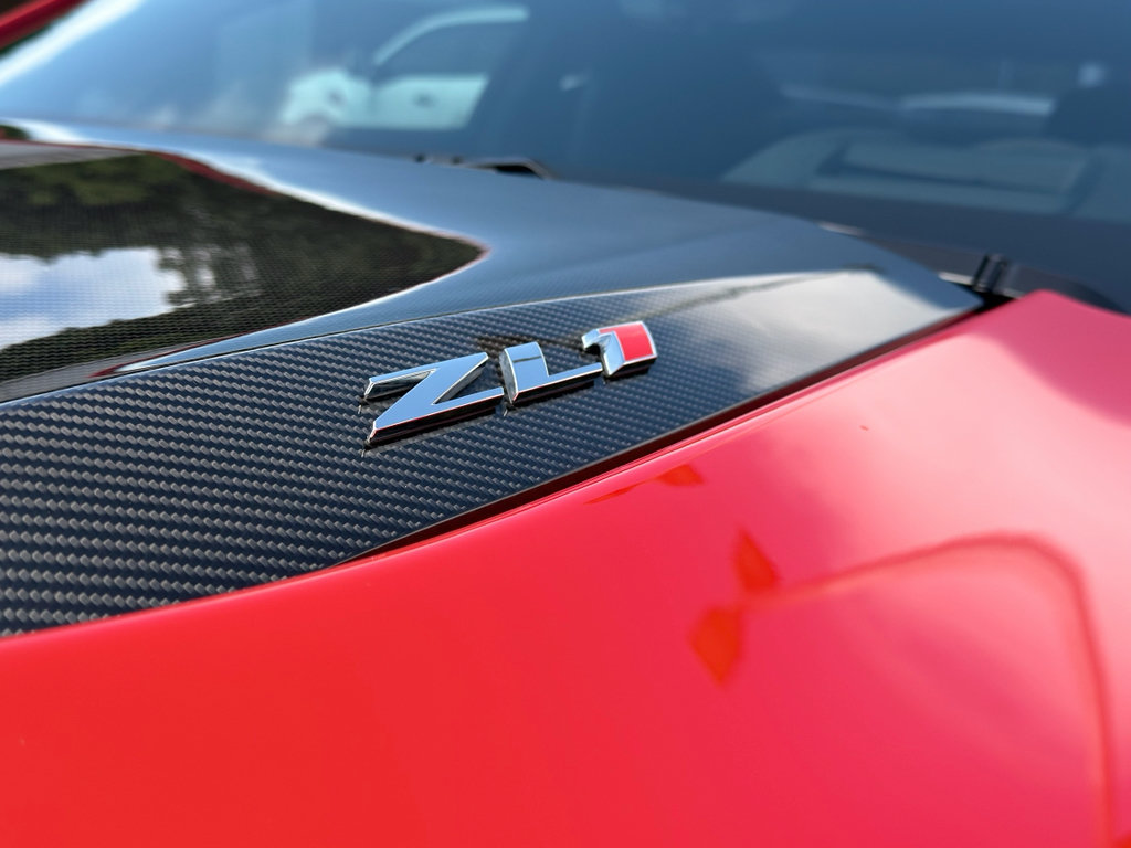 Used 2022 Chevrolet Camaro ZL1 RWD image 9