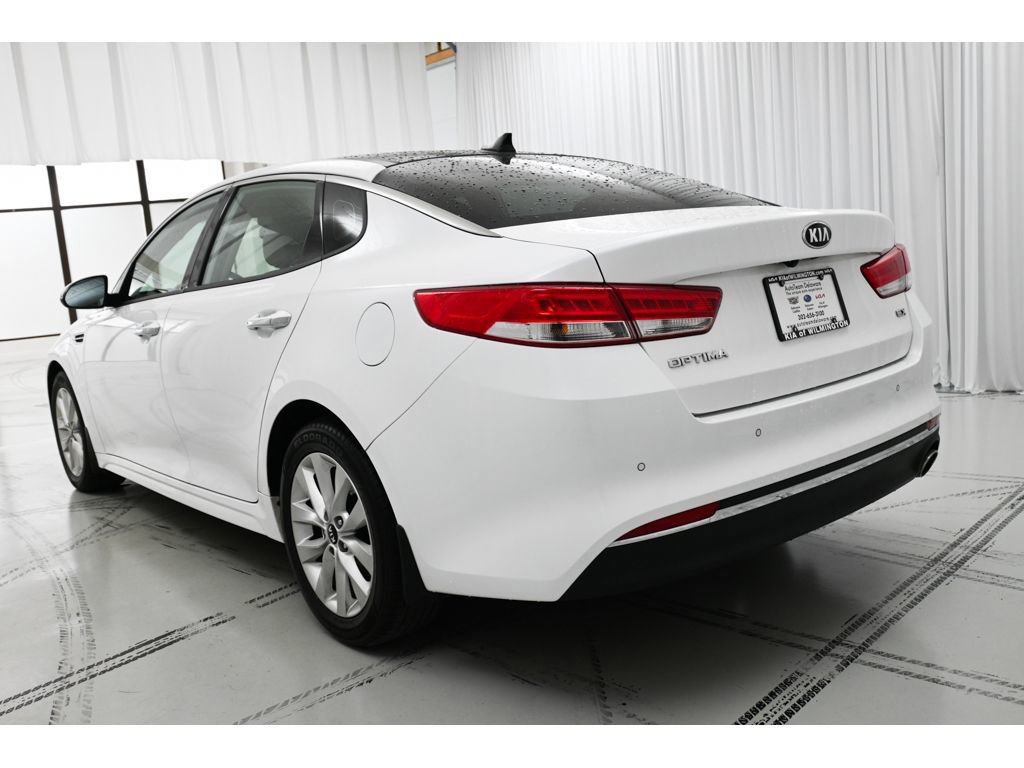 Used 2018 Kia Optima EX w/ Premium Package FWD image 5