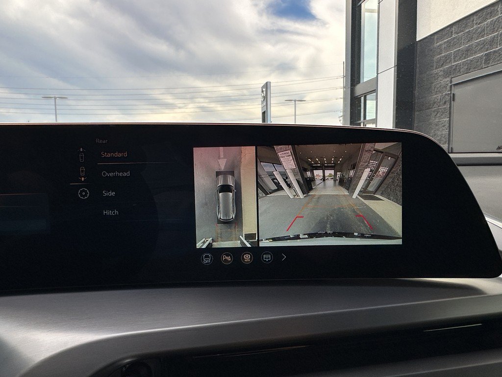 New 2026 Cadillac Vistiq Luxury AWD/4WD image 27