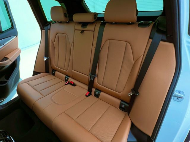 Used 2022 BMW X3 xDrive30i w/ Premium Package AWD/4WD image 15