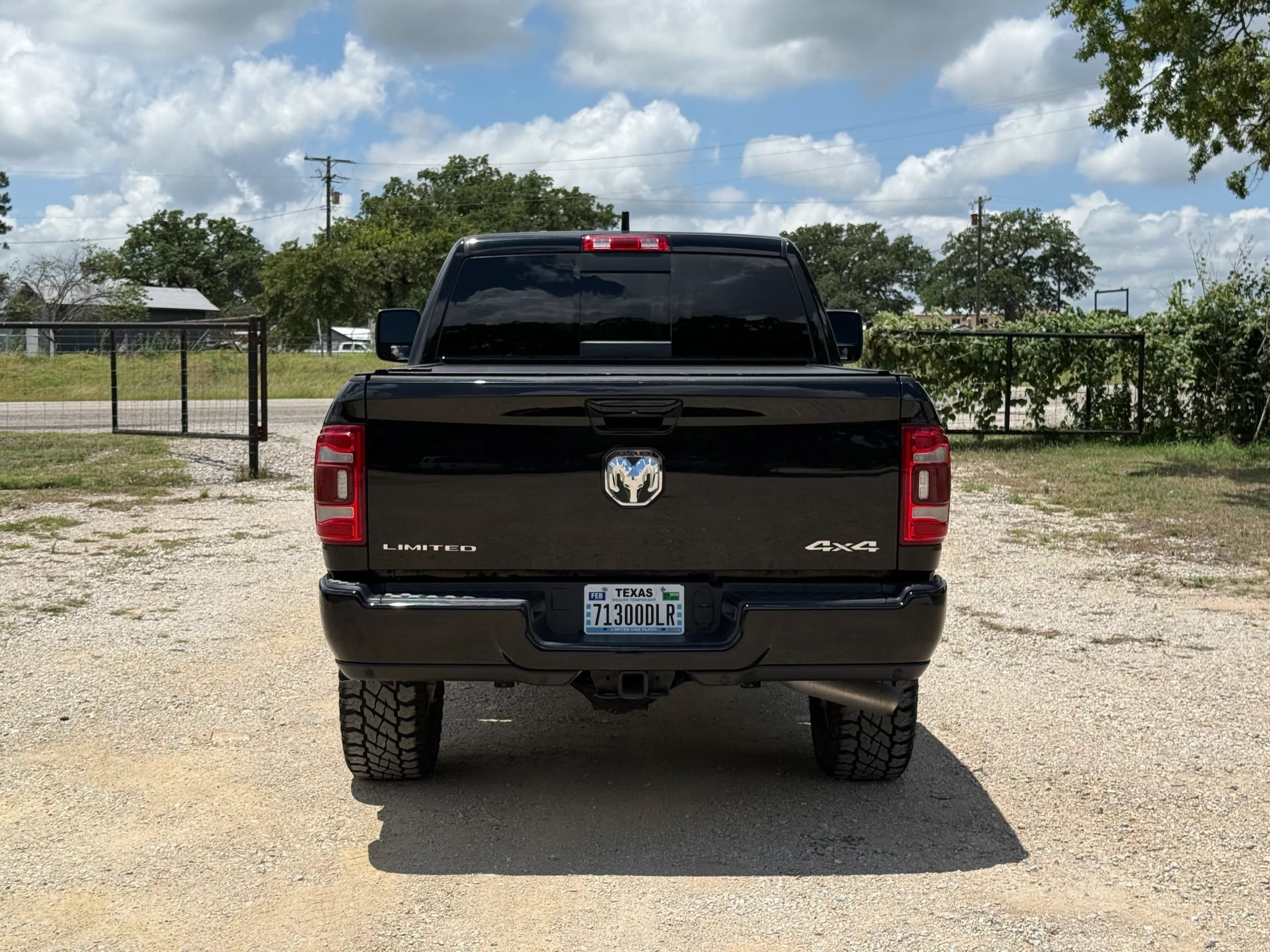 Used 2023 RAM 2500 Limited AWD/4WD image 4