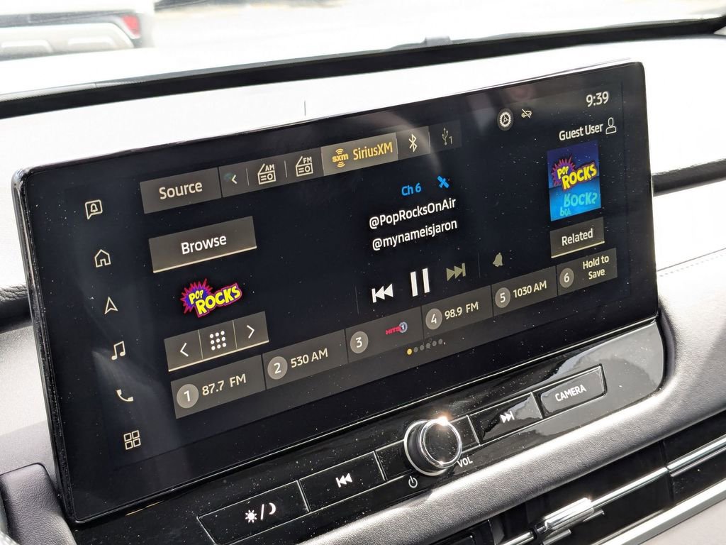 Used 2025 Mitsubishi Outlander SE image 21