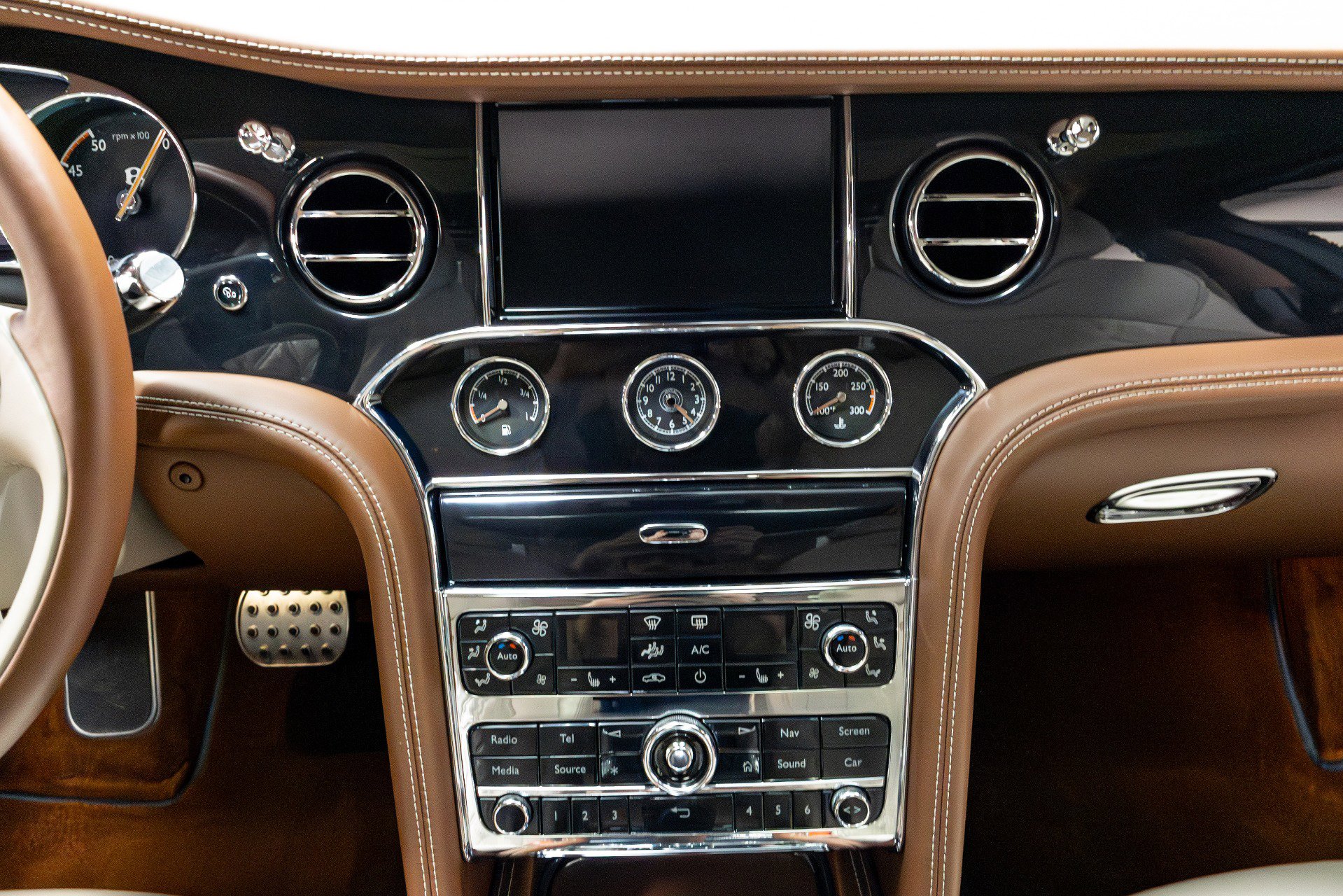 Used 2017 Bentley Mulsanne Speed image 41
