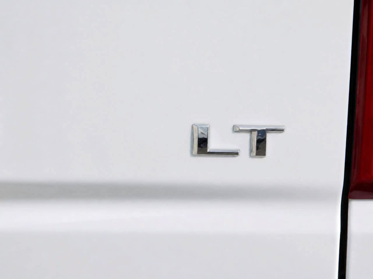 Certified 2020 Chevrolet Silverado 1500 LT AWD/4WD image 10
