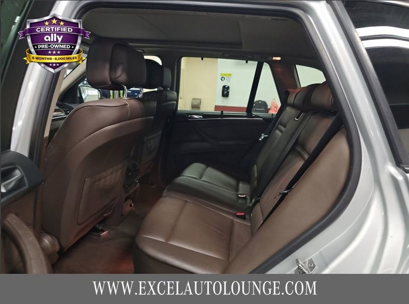 Used 2012 BMW X5 xDrive35d w/ Premium Pkg image 9