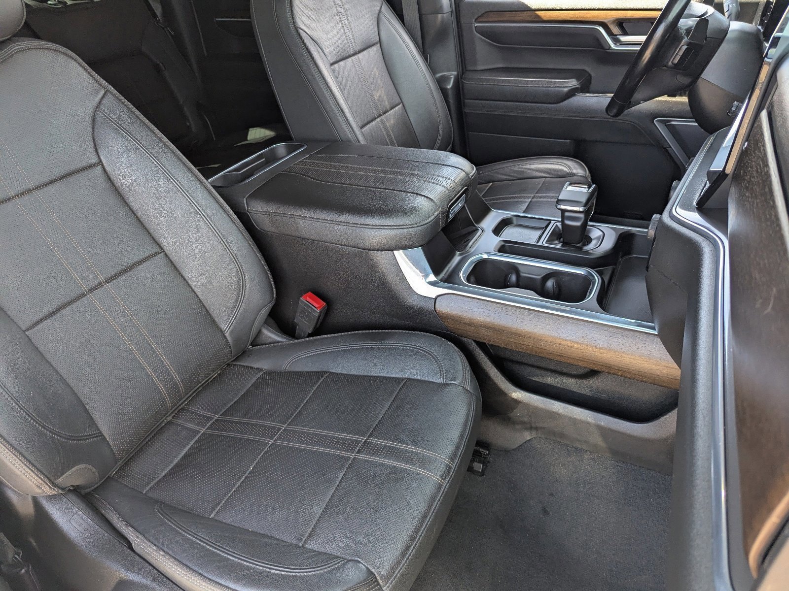 Used 2023 Chevrolet Silverado 1500 High Country w/ Technology Package image 11