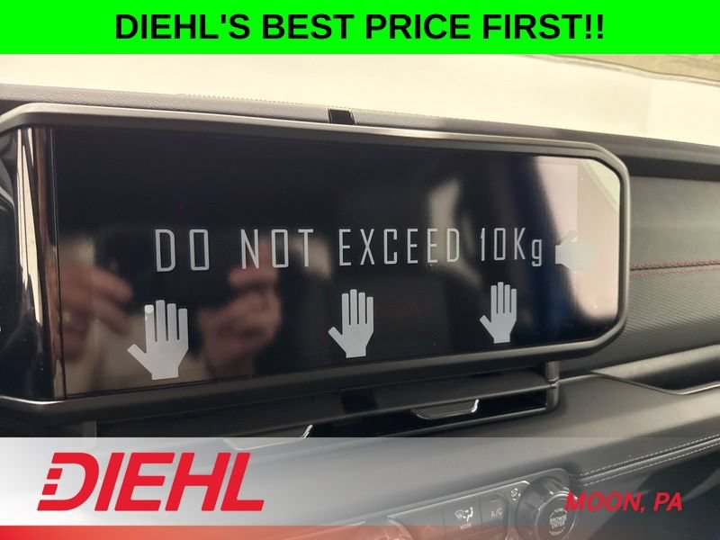 New 2026 Jeep Gladiator Rubicon w/ Steel Power Dome Hood Package AWD/4WD image 29