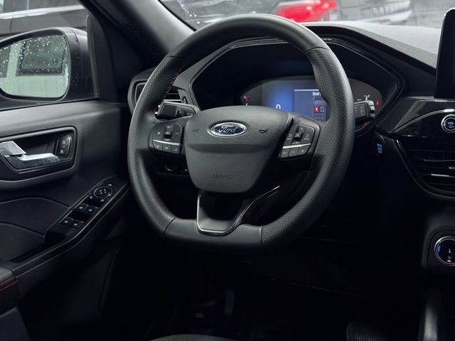 Used 2025 Ford Escape ST-Line AWD/4WD image 22