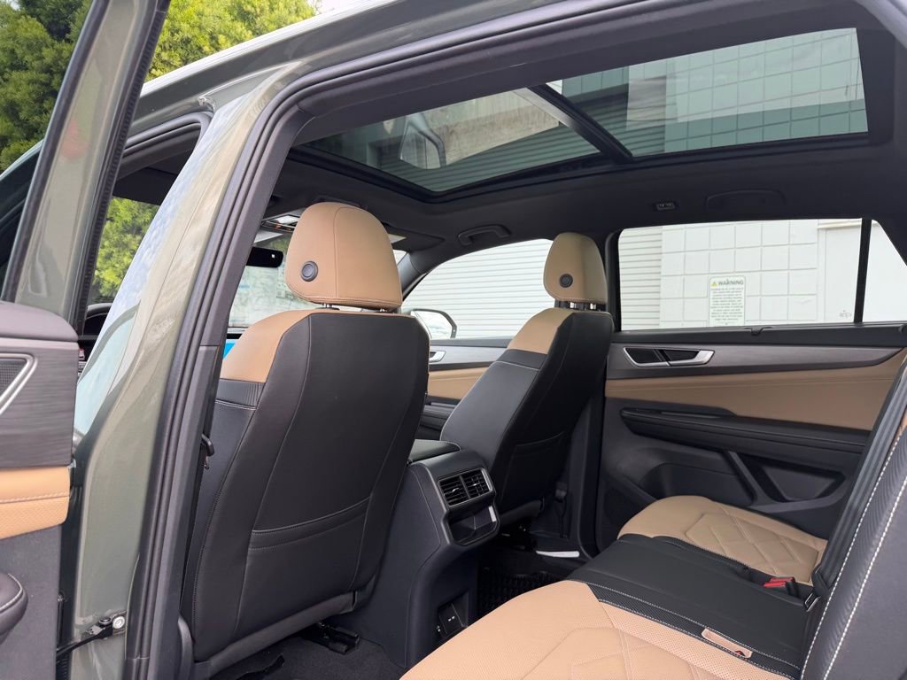 New 2026 Volkswagen Atlas Cross Sport SE image 19