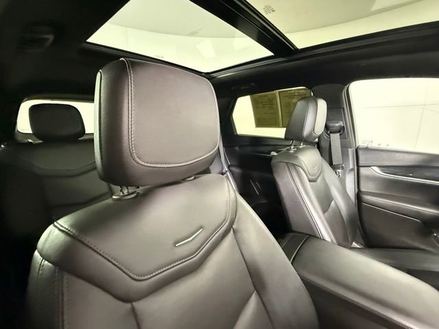 Certified 2022 Cadillac XT5 Premium Luxury image 32