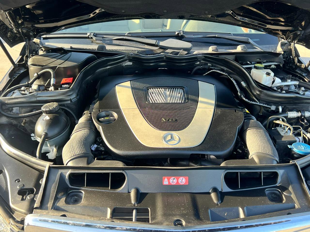 Used 2010 Mercedes-Benz C 300 Sedan image 35