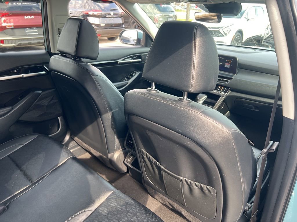 Certified 2024 Kia Seltos SX w/ SX Sunroof Package AWD/4WD image 17