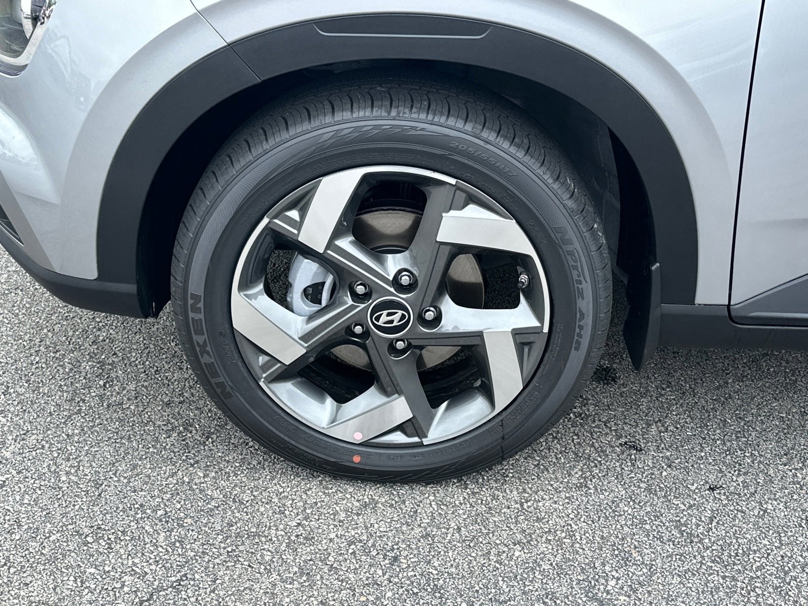 New 2025 Hyundai Venue SEL image 11