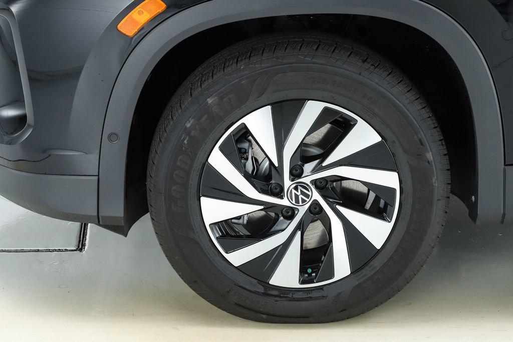 New 2026 Volkswagen Tiguan S image 42