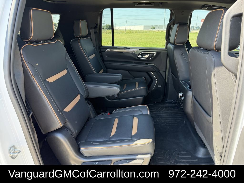 Used 2023 GMC Yukon XL AT4 w/ Technology Package AWD/4WD image 37