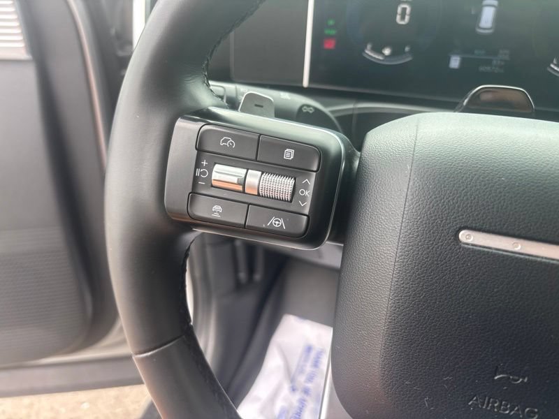 Used 2024 Hyundai Santa Fe SEL FWD image 33