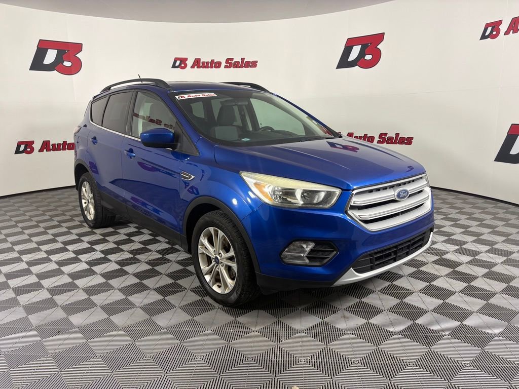 Used 2018 Ford Escape SE w/ SE Sync 3 Package FWD image 10