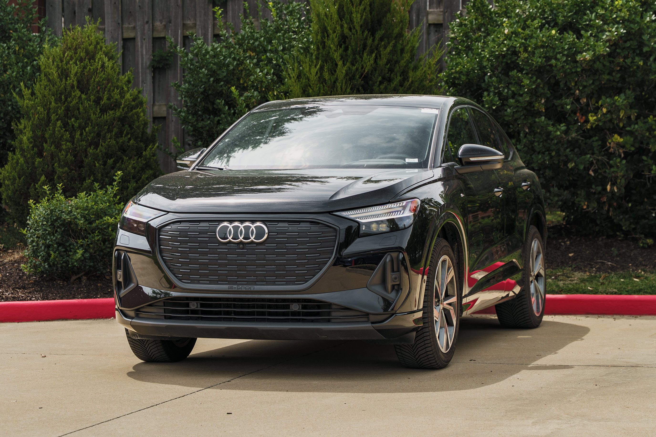 Certified 2023 Audi Q4 e-tron Prestige w/ Black Optic Package AWD/4WD image 5