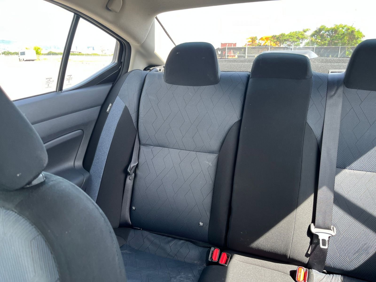 Used 2025 Nissan Versa SV image 34