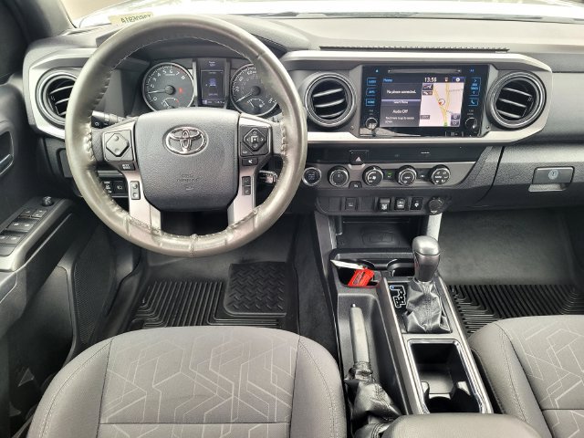 Certified 2019 Toyota Tacoma TRD Off-Road AWD/4WD image 16
