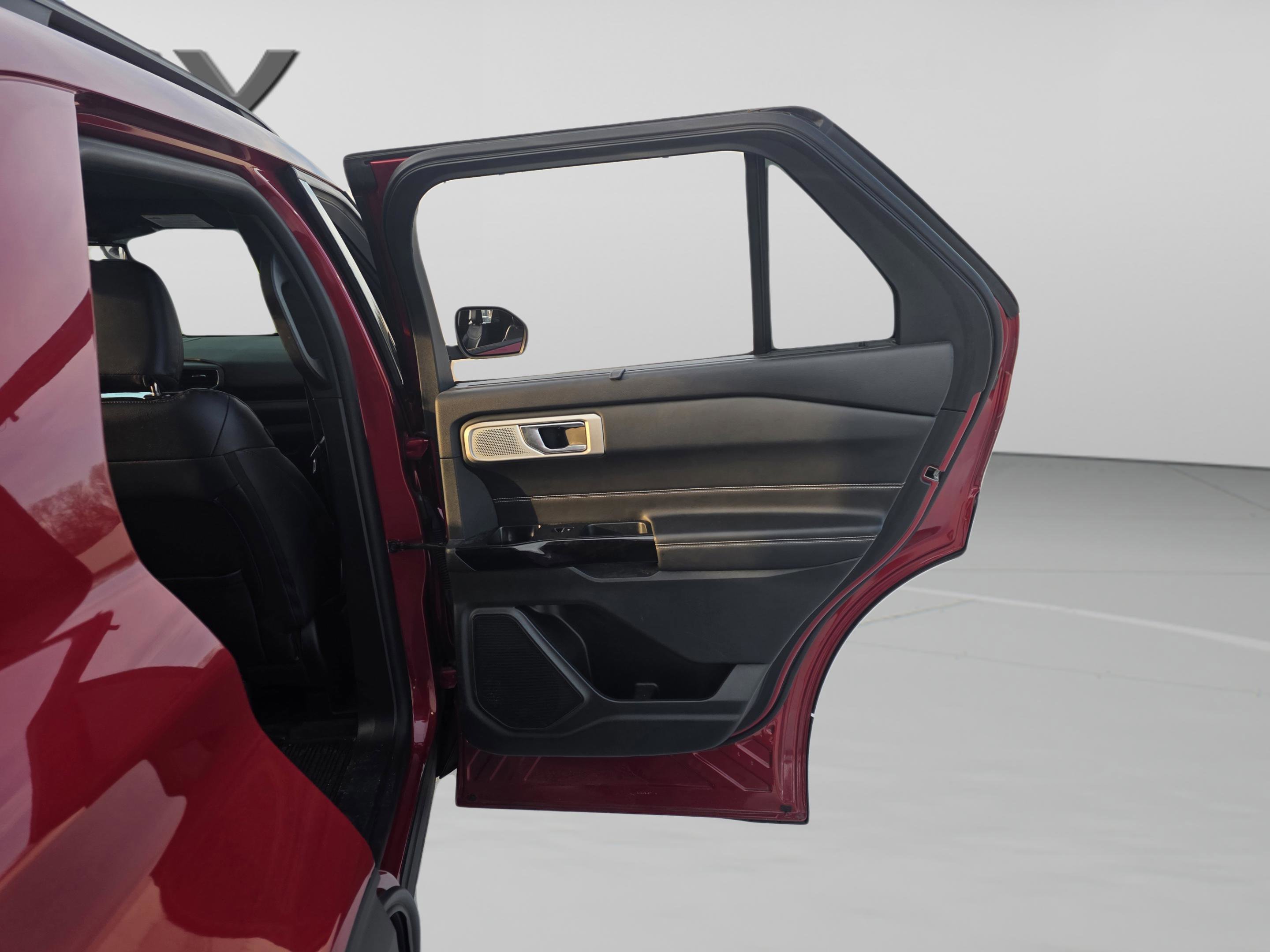 Used 2023 Ford Explorer ST w/ Equipment Group 401A image 22