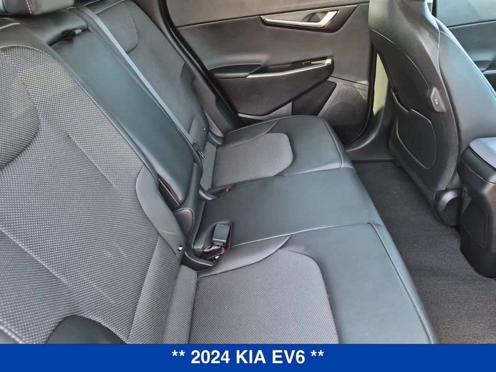 Used 2024 Kia EV6 Light AWD/4WD image 31