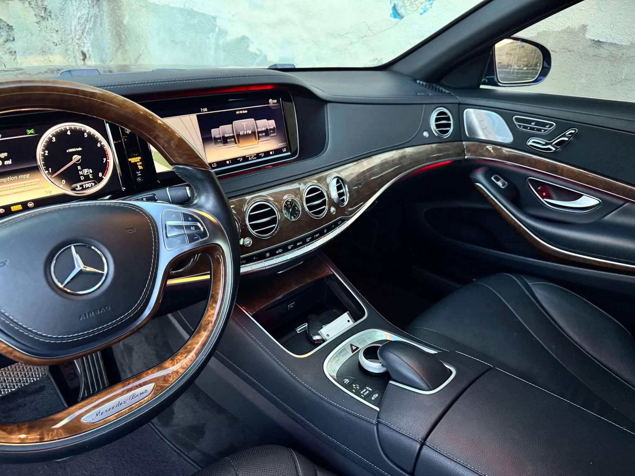 Used 2014 Mercedes-Benz S 550 Sedan image 16