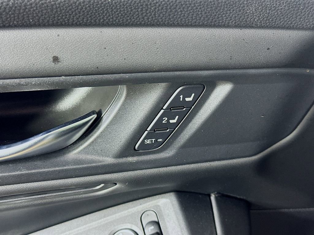 Used 2023 Honda Accord EX-L image 21