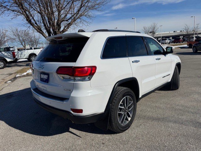 Used 2021 Jeep Grand Cherokee Limited AWD/4WD image 9