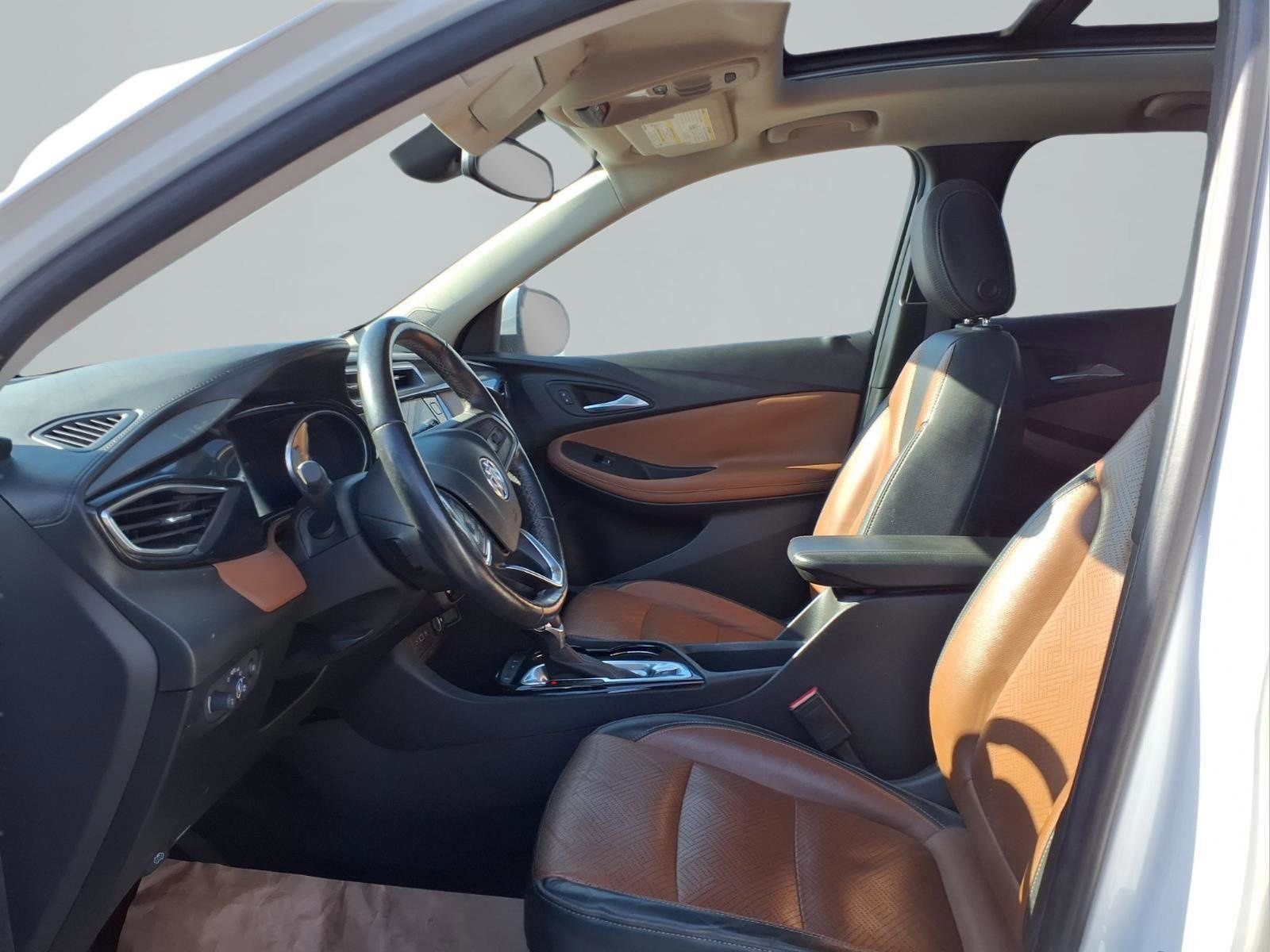 Used 2021 Buick Encore GX Essence w/ Experience Buick Package image 21