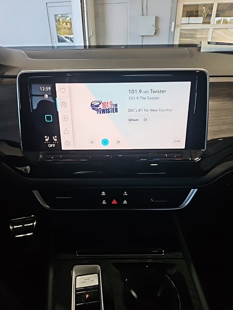 New 2026 Volkswagen Atlas SEL Premium R-Line image 32