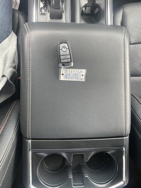 Used 2022 Ford F150 Lariat w/ Equipment Group 502A High image 18