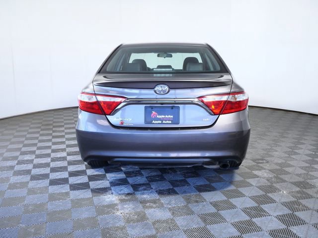 Used 2016 Toyota Camry SE FWD image 7